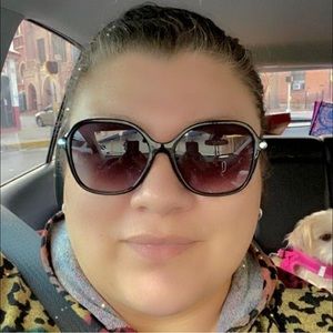 Meet your Posher, Grace